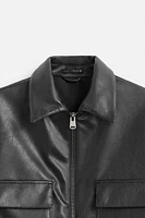 BLOUSON EN CUIR SYNTHÉTIQUE À POCHES