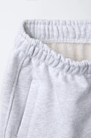 LABEL SWEATSHIRT AND JOGGER SET