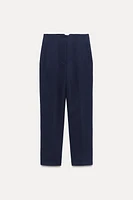 PANTS WITH A HIGH WAIST