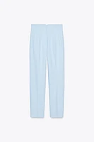 PANTS WITH A HIGH WAIST