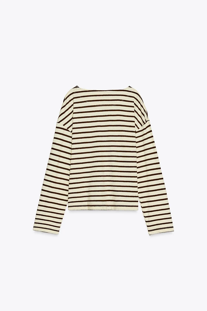 STRIPED LONG SLEEVE T-SHIRT