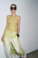 TOP EN MAILLE ET CROCHET À FRANGES