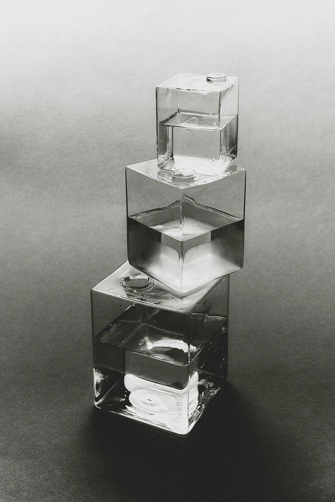 VASE EN VERRE NON RECYCLABLE CARRÉ
