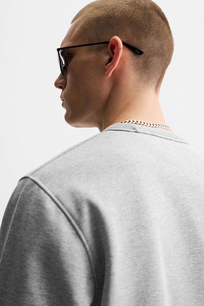 HEAVYWEIGHT CREW NECK SWEATSHIRT