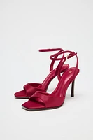 SATIN EFFECT HEELED SANDALS