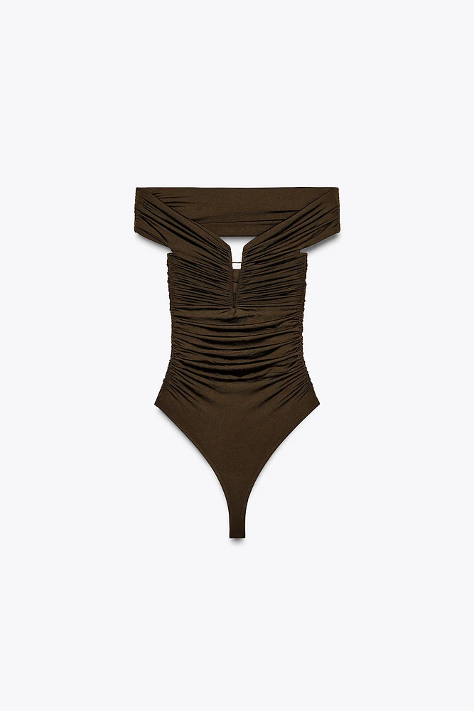 BODY EN POLYAMIDE AVEC ÉPAULES DÉCOUVERTES