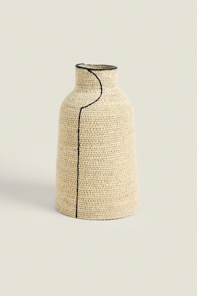 LOW SEAGRASS VASE WITH LINE