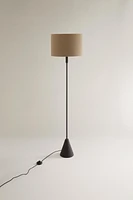 METAL FLOOR LAMP