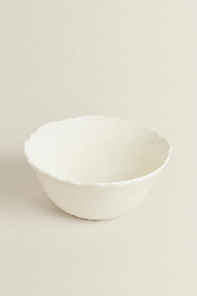 EARTHENWARE SALAD BOWL WITH RAISED-DESIGN EDGE