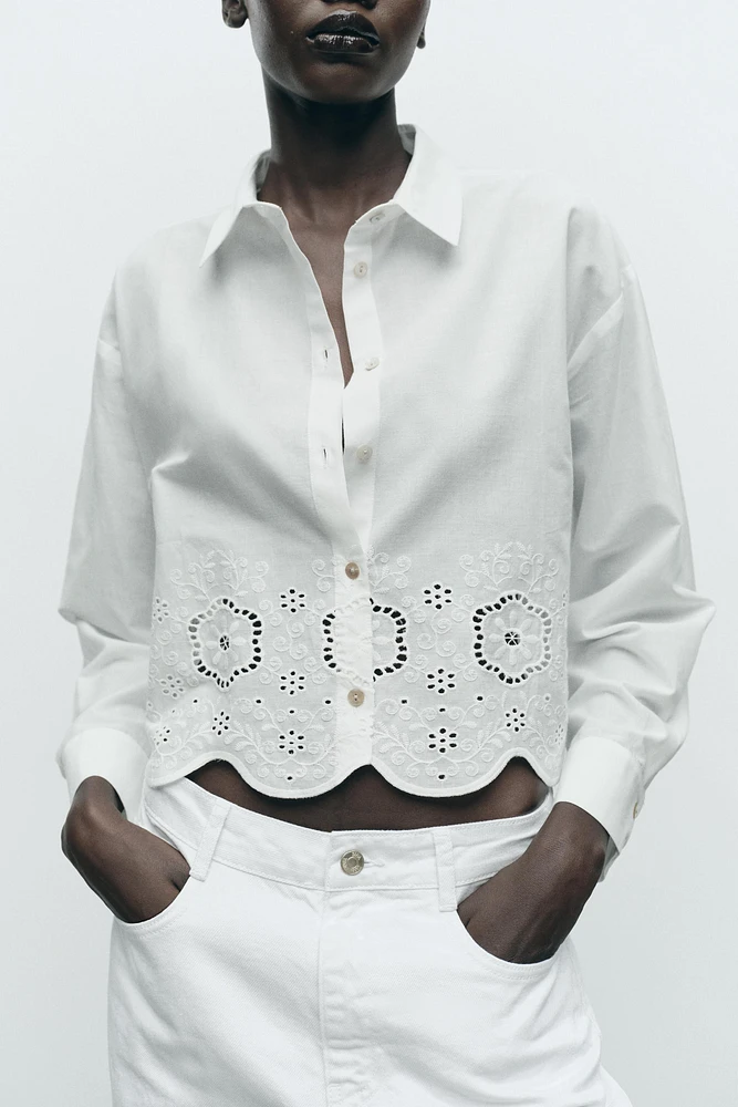 CHEMISE COURTE AVEC BRODERIES AJOURÉES