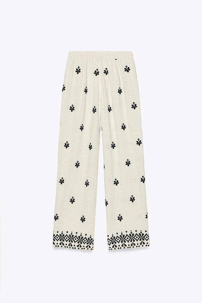 EMBROIDERED WIDE LEG PANTS