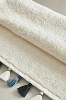 POMPOM BATH TOWEL
