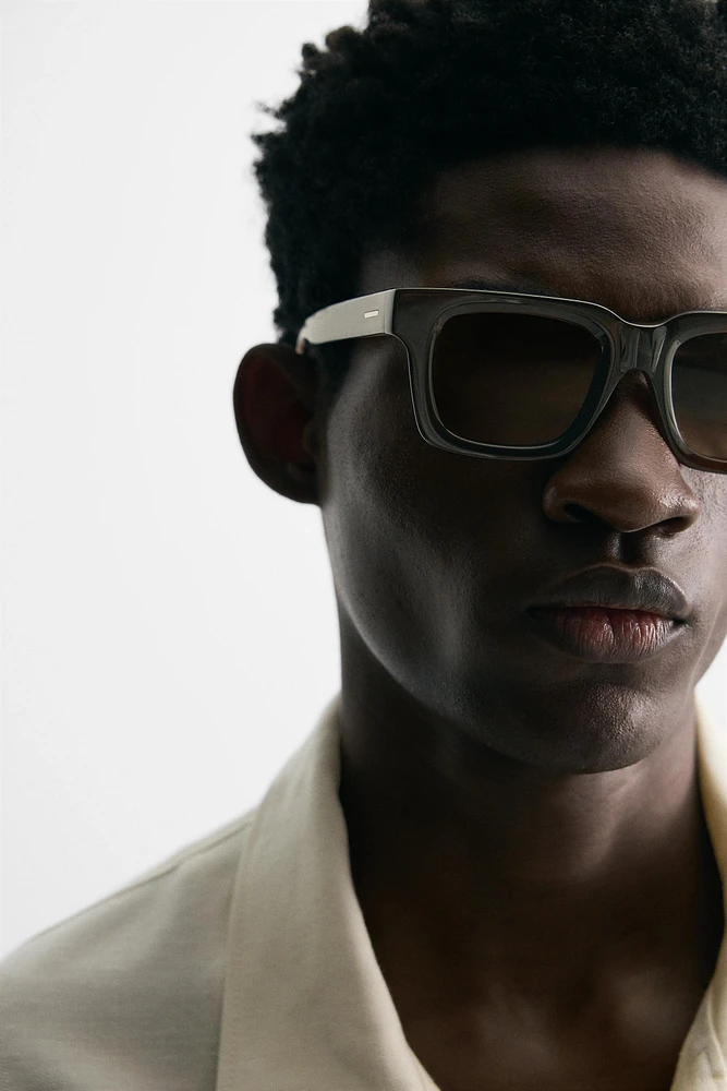 SQUARE SUNGLASSES