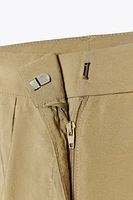 WIDE LEG PLEATED PANTS