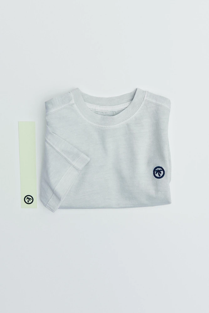 T-SHIRT EFFET DÉLAVÉ PALMIER BRODÉ