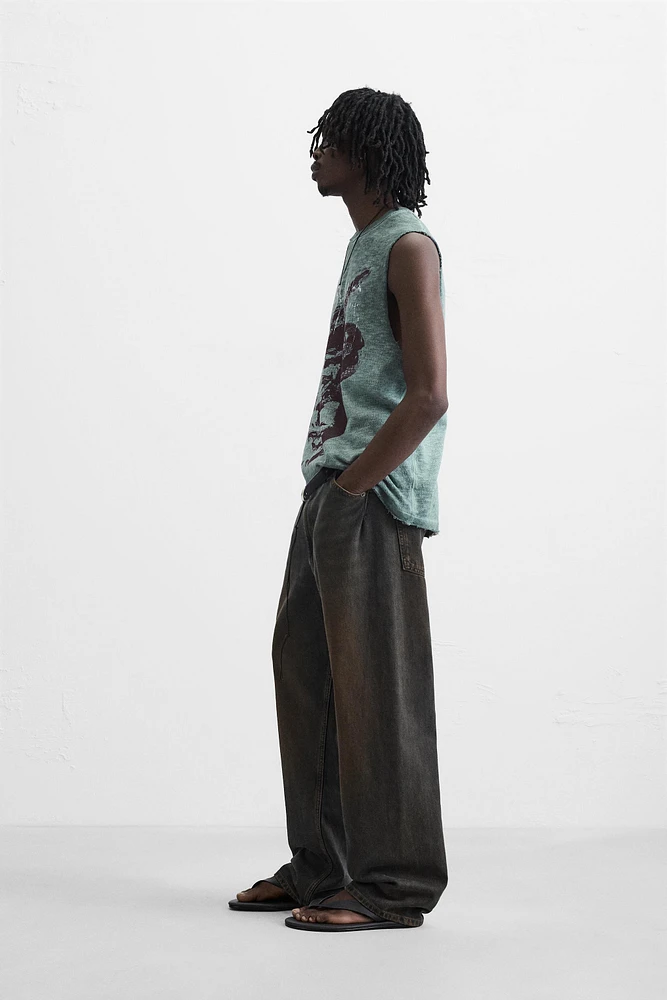 T-SHIRT EN MAILLE IMPRIMÉ DÉLAVÉ