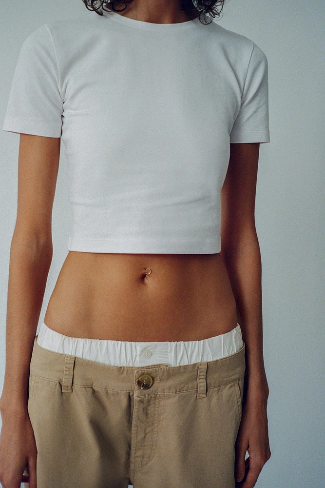 CROPPED STRETCH T-SHIRT