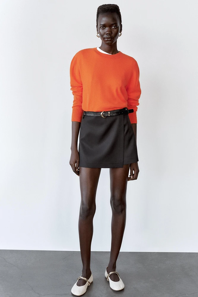 BELTED WRAP SKORT