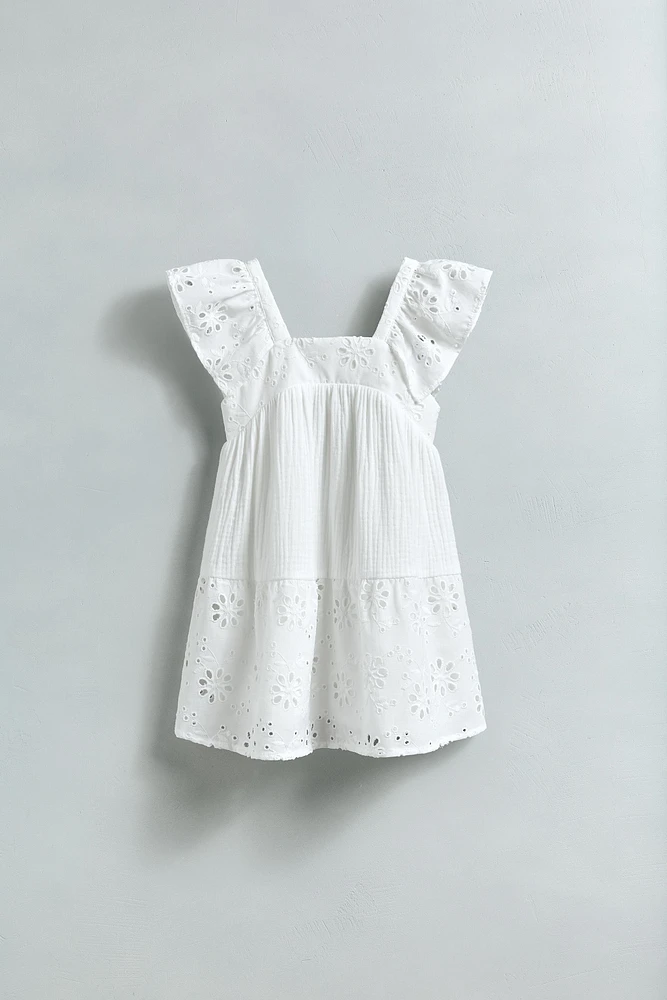 ROBE À TEXTURE FLEURS BRODÉES