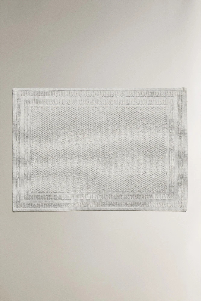 COTTON BATH MAT