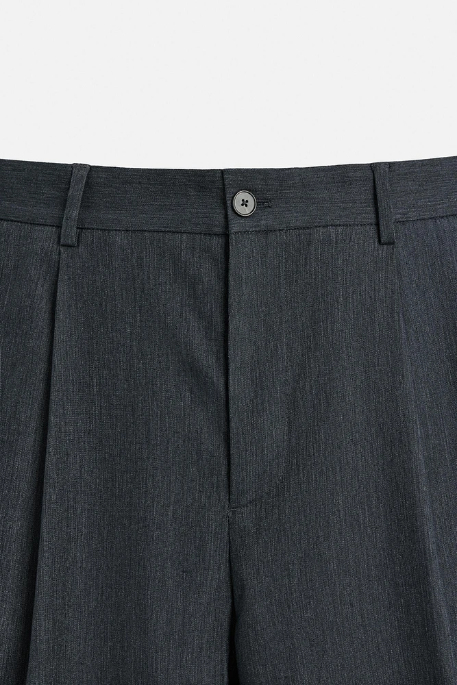 PLEATED REGULAR FIT PANTS