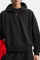 QUARTER ZIP TECHNICAL SWEATSHIRT