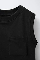 SLEEVELESS POCKET T-SHIRT