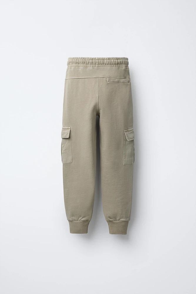 PANTALON DE JOGGING CARGO BRODÉ