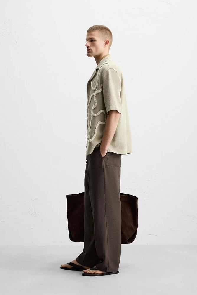 CHEMISE COUPE DÉCONTRACTÉE À RELIEF
