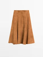 Jupe midi ample en cuir et daim