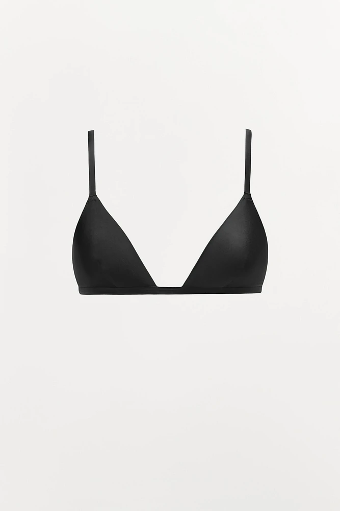 BRALETTE TRIANGULAIRE AVEC POLYAMIDE