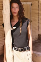 KNIT TOP WITH GOLDEN APPLIQUÉ