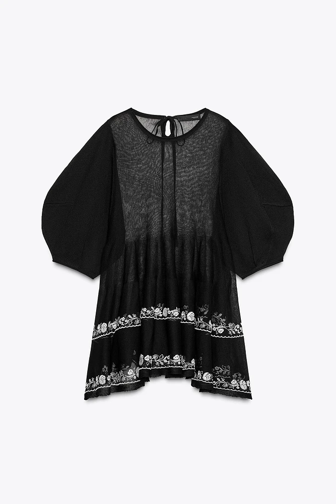 EMBROIDERED FINE KNIT LONG BLOUSE