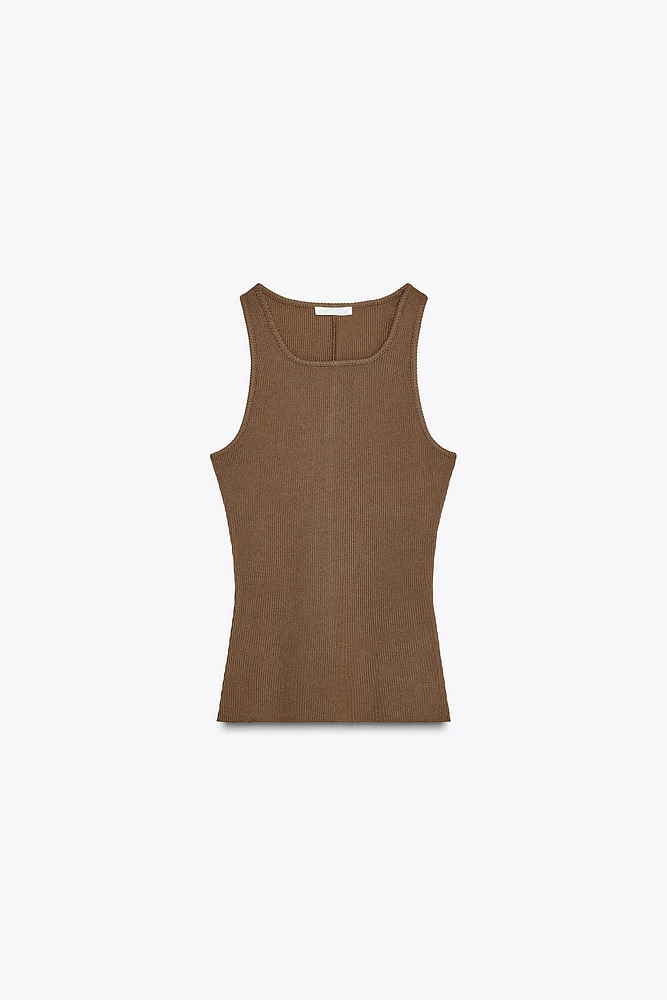 STRAPPY RIB TOP