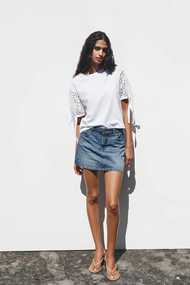 EMBROIDERED TIE T-SHIRT