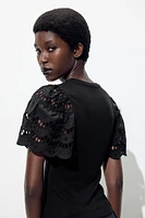 EMBROIDERED SLEEVE SHIRT