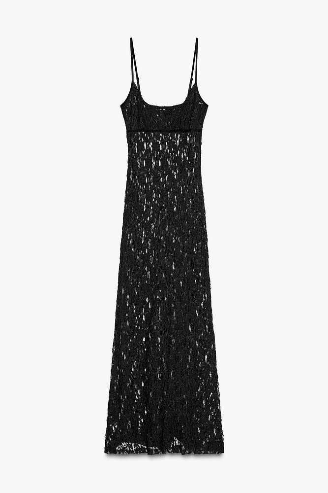 LONG LACE DRESS