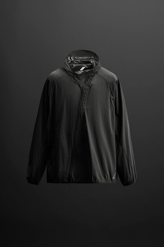 WIND RESISTANT JACKET
