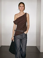 Top lin à encolure asymétrique