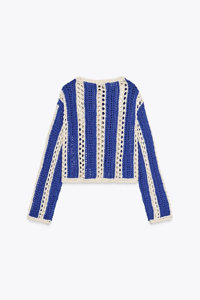 PULL COURT EN MAILLE CROCHET