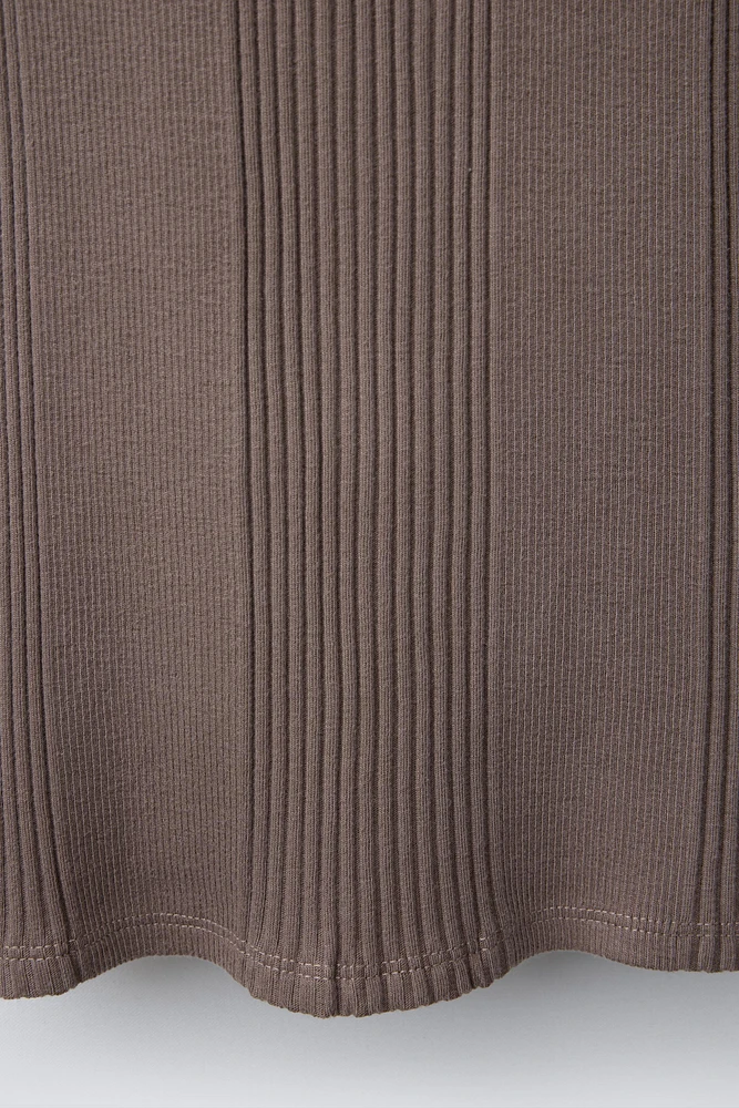 RIBBED LABEL TANK