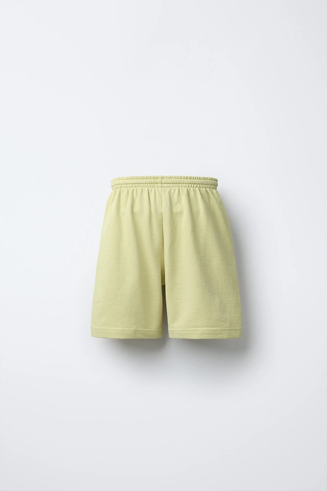 PLUSH SHORTS WITH TEXT