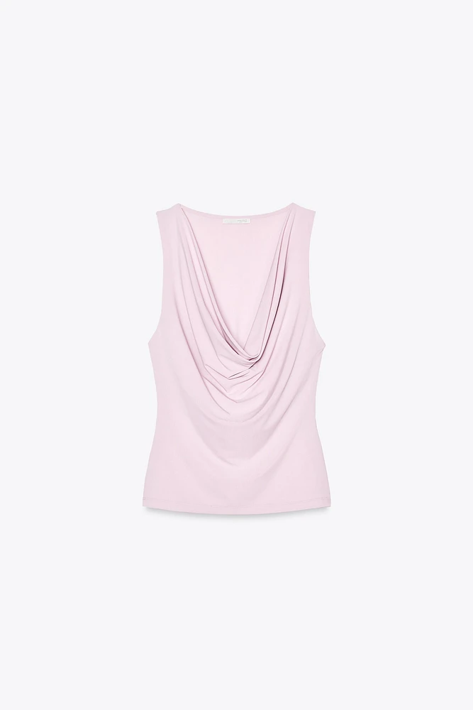 FLOWY DRAPED TOP