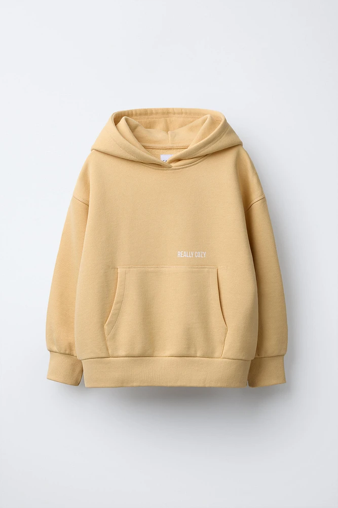 TEXT PRINT HOODED SWEATSHIRT