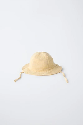 TEXTURED HAT