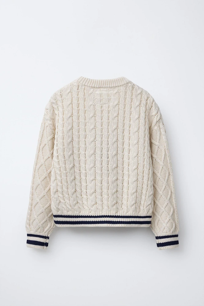 CABLE KNIT SWEATER