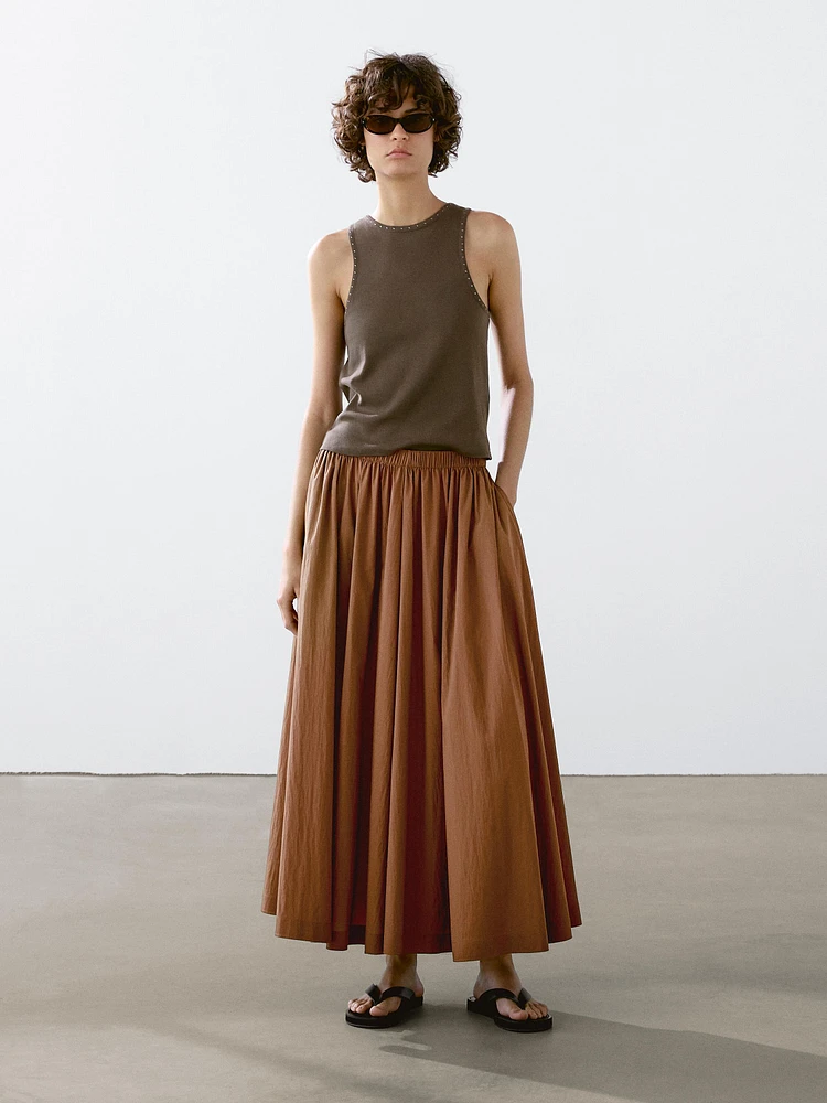 Top slim à clous