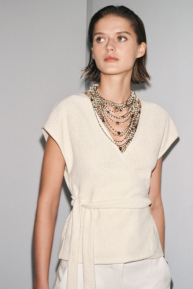 RUSTIC WRAP TOP