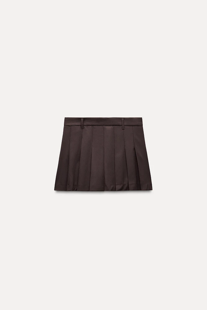 PLEATED SKORT