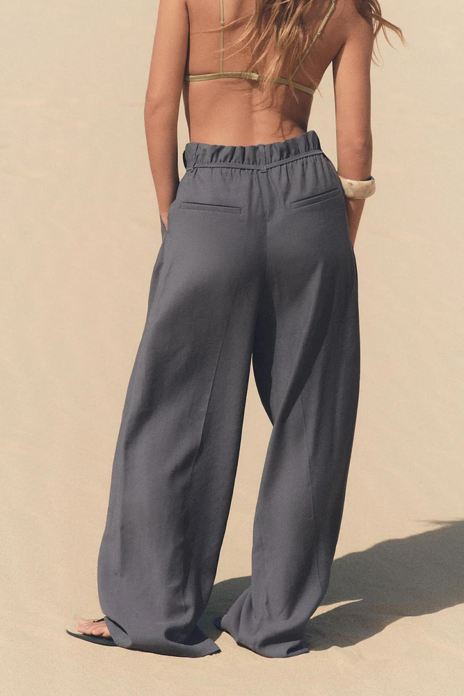 FLOWY PAPERBAG BELTED PANTS